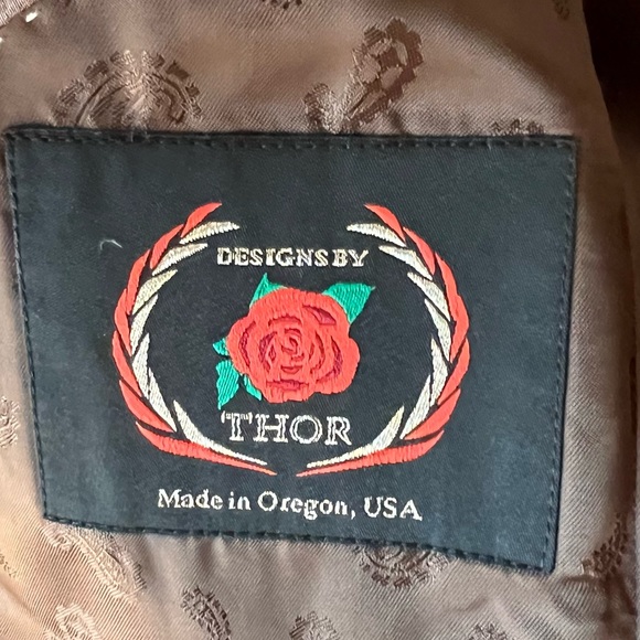 $2,995 Custom plaid design by Thor Tuxedo blazer - Picture 16 of 16